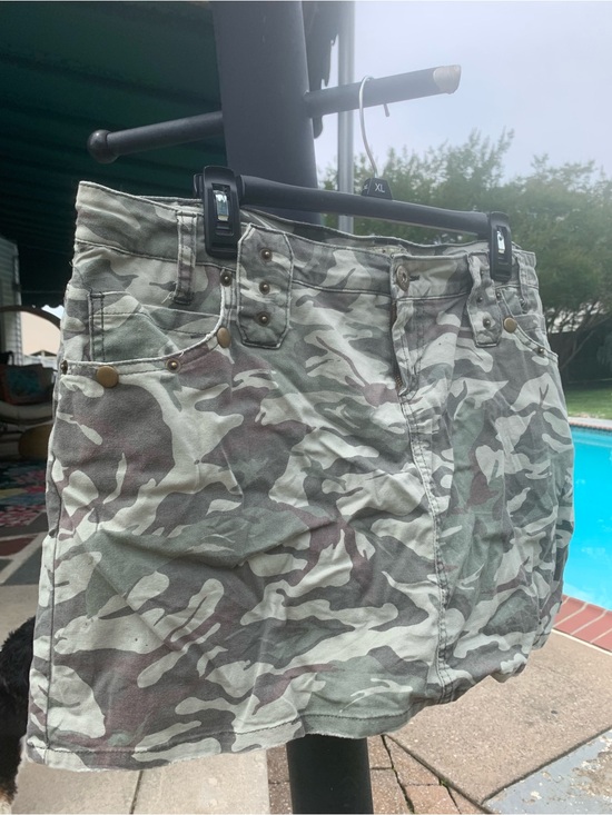 lei Pants - lei Women's Camo Skort in Green and Brown/pockets with metal studs.